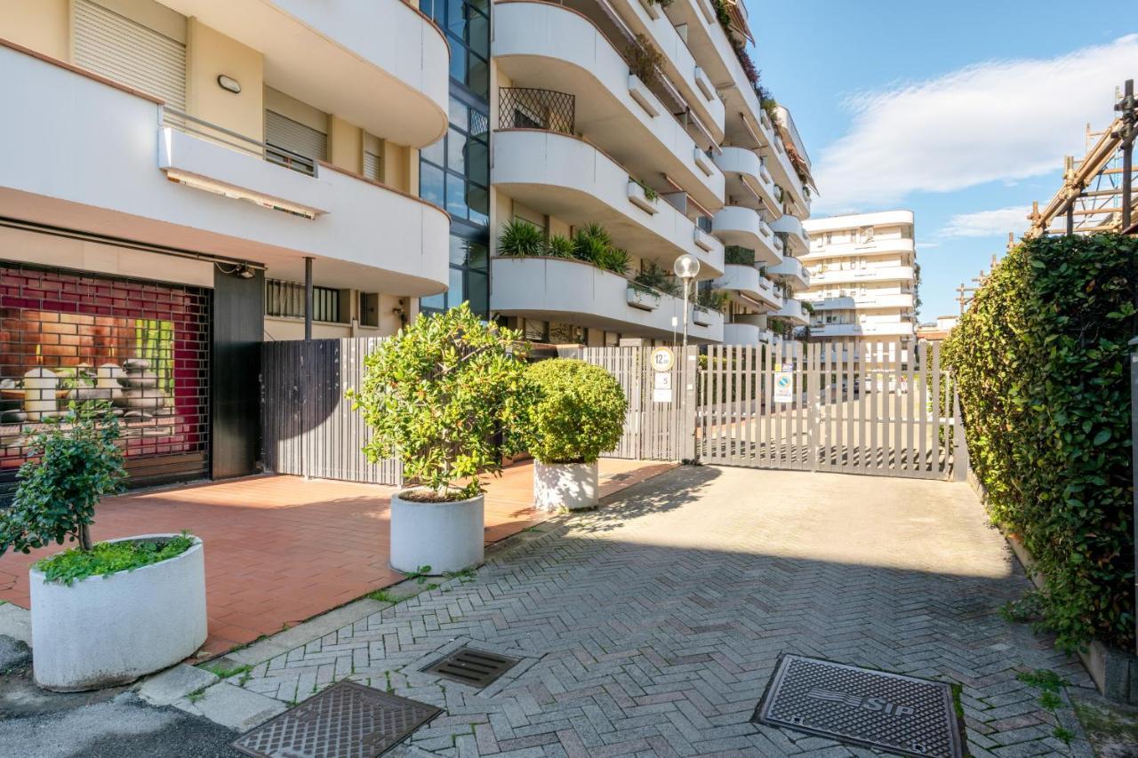 Comfortable Flat With Terraces Florence Exterior photo